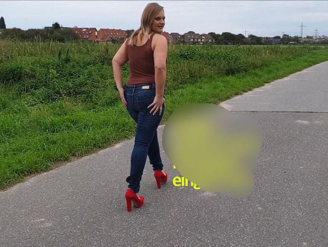 Public Jeans Piss!!! Komplett eingenässt!