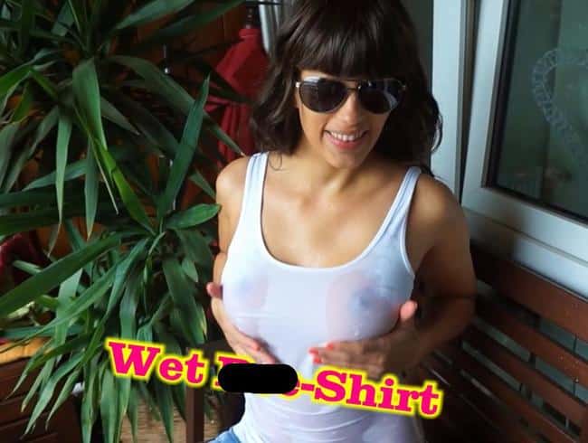 Wet Pee-Shirt