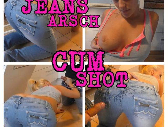 Mega CUM SHOT auf prallen JEANS ARSCH