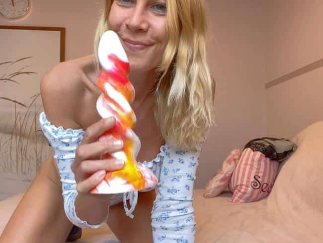 Krasses neues Sextoy bohrt mich auf !!