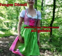 Junges Dirndl während des Oktoberfests AO gefickt!!!