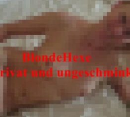 * Blondehexe – Privat und ungeschminkt *