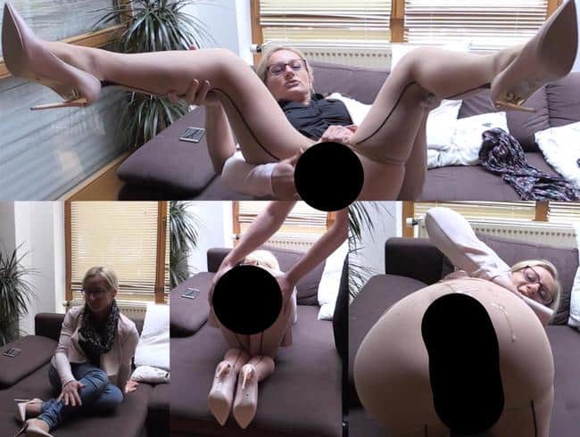 In Nylon-Strumpfhose SPERMA-SCHLACHT!!!