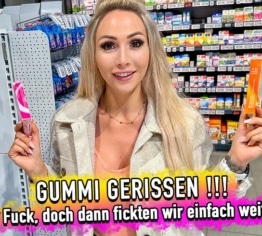 GUMMI GERISSEN – doch dann fickten wir einfach weiter !